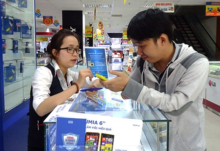 Cơ hội tốt để sắm 
điện thoại thông minh