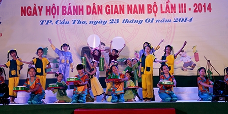 Tưng bừng hoạt động mừng Đảng, mừng Xuân