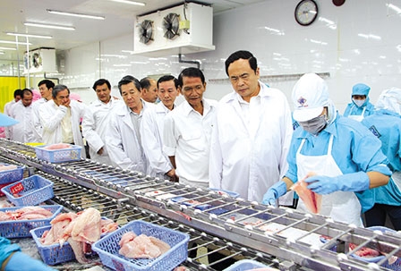 Lãnh đạo thành phố thăm và chúc Tết doanh nghiệp