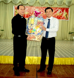 HỌP MẶT CHỨC SẮC, TÍN ĐỒ 
CÔNG GIÁO MỪNG NĂM MỚI