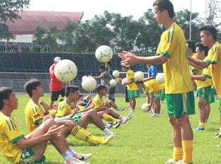 Bóng đá trẻ Cần Thơ với kế hoạch đầu năm mới