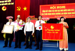 Kho bạc Nhà nước Cần Thơ tổng kết hoạt động
năm 2013 và triển khai nhiệm vụ năm 2014