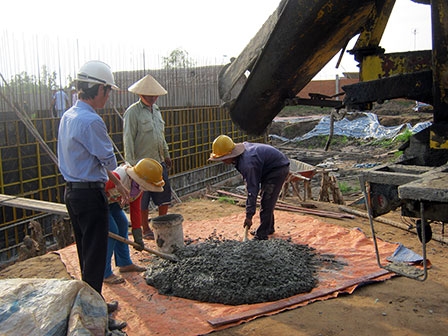 Tìm lối ra cho các khu công nghiệp