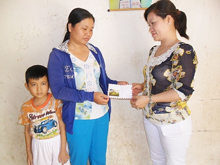 Nghĩa cử đẹp - Quỹ Tình thương đồng nghiệp