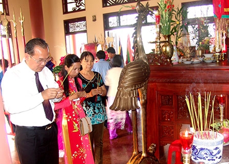 Thành kính lễ giỗ Thủ khoa Bùi Hữu Nghĩa