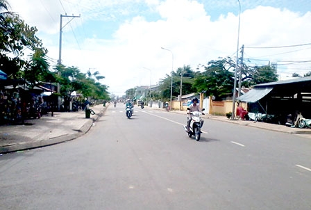 Đẩy mạnh công tác xã hội hóa xây dựng giao thông nông thôn