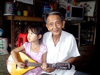 Người giữ hồn quê