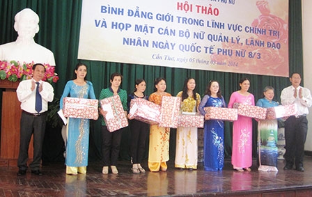 Nhiều hoạt động kỷ niệm Ngày Quốc tế Phụ nữ 8-3
và 1974 năm khởi nghĩa Hai Bà Trưng