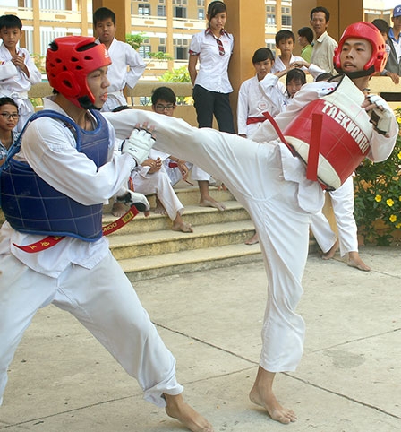Huyện Phong Điền tổ chức kỳ thi thăng cấp 

cho các võ sinh Taekwondo