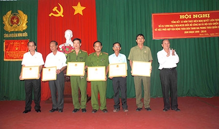 Tổ chức tập huấn tuyên truyền viên
về an toàn giao thông năm 2014