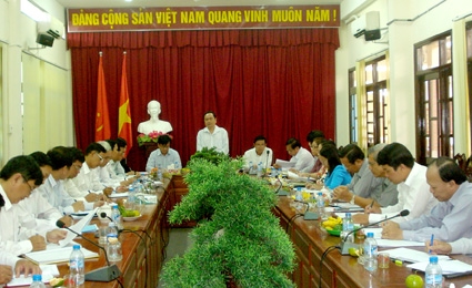 TẬP TRUNG MỌI NGUỒN LỰC, KHAI THÁC TIỀM NĂNG,
THÚC ĐẨY PHONG ĐIỀN PHÁT TRIỂN