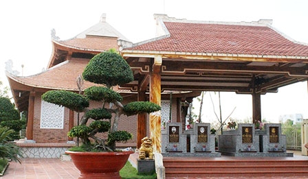 Khu lưu niệm nhạc sĩ Cao Văn Lầu được xếp hạng Di tích 

cấp quốc gia