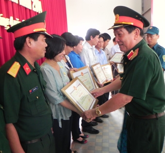 TẾT QUÂN DÂN NĂM 2014 ĐÃ GÓP PHẦN LÀM THAY ĐỔI DIỆN MẠO XÃ MỸ KHÁNH