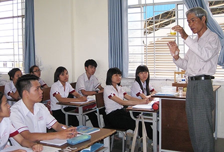 Nhiều học sinh chưa “mặn mà” 
các môn khoa học xã hội