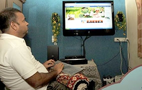 Tranh cử 
qua mạng xã hội