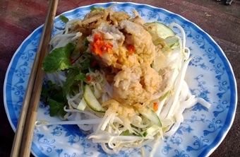 Bánh tằm Ngan Dừa