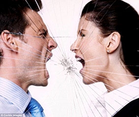 Vì sao vợ chồng không nên tranh luận khi bụng đói?