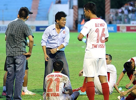 Nỗi đau của HLV Nguyễn Văn Sỹ