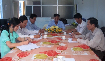 Tăng cường công tác kiểm tra, 
giám sát, ngăn ngừa đảng viên vi phạm