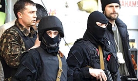 “Nóng” trên biên giới Nga- Ukraina