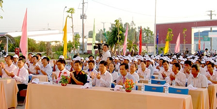 Mít tinh hưởng ứng Tuần lễ 
quốc gia nước sạch và vệ sinh 
môi trường năm 2014