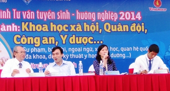 Quy định tuyển thẳng, 
ưu tiên xét tuyển và xét tuyển thẳng