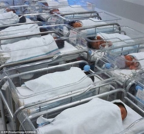 Ý nới lỏng chính sách 
thụ tinh nhân tạo