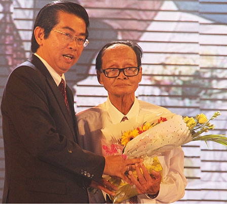 Còn mãi với thời gian