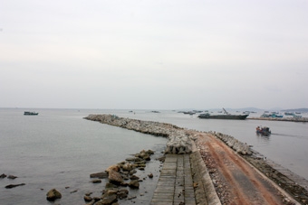 Hoàn thành giai đoạn I Dự án đê chắn sóng và nạo vét luồng cửa sông Dương Đông - Phú Quốc