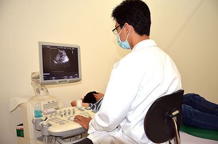 Tán sỏi nội soi sỏi niệu quản bằng kỹ thuật laser