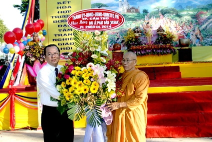 LONG TRỌNG TỔ CHỨC ĐẠI LỄ PHẬT ĐẢN
LIÊN HIỆP QUỐC (VESAK) NĂM 2014 - PHẬT LỊCH 2.558