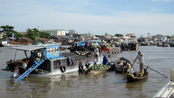 Đẩy mạnh tuyên truyền, giáo dục pháp luật về trật tự an toàn giao thông
