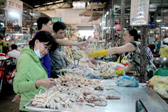 Thực phẩm tươi sống
lại tăng giá