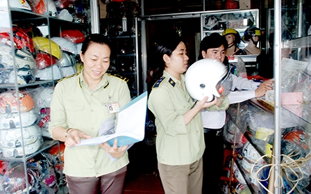 TP Cần Thơ diễn ra chương trình “Đổi mũ bảo hiểm đạt chất lượng có trợ giá”