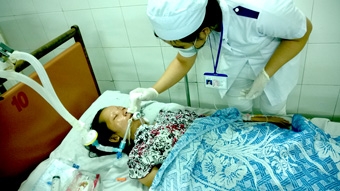 Tai nạn giao thông: sơ cứu không đúng - điều trị khó khăn