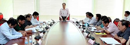 Thảo luận dự án Luật Tổ chức Quốc hội
và Luật Tổ chức Tòa án nhân dân (sửa đổi)