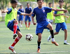 Tập trung "thử việc" 20 cầu thủ năng khiếu