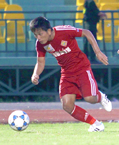 Phương Tâm ghi bàn thắng “vàng” cho XSKT Cần Thơ