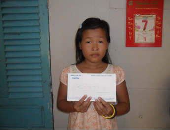 TRAO TIỀN TỪ THIỆN