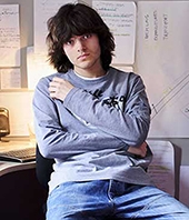 Hệ thống dọn rác trên biển của sinh viên 19 tuổi