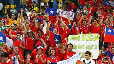 <img hspace=5 src="/img_post/3751/logowc.jpg" align=left border=0>Trận Chile Australia<br>
“Cuồng phong đỏ” thót tim với “chuột túi”<br>