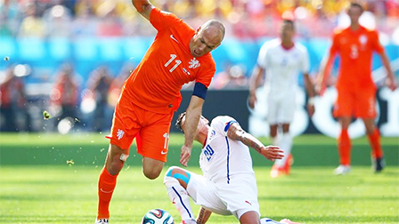 <img hspace=5 src="/img_post/3751/logowc.jpg" align=left border=0>Hà Lan Chile: 2-0<br>
Dấu ấn Van Gaal<br>