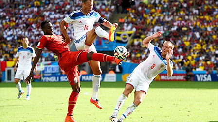 <img hspace=5 src="/img_post/3751/logowc.jpg" align=left border=0>3g ngày 27-6, sân Arena da Baixada, Algeria- Nga<br>
"Gấu Misa" hết đường lùi<br>