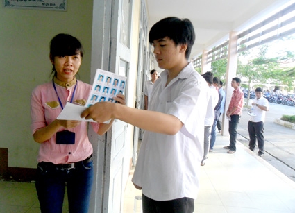 Có 4 thí sinh vi phạm quy chế thi