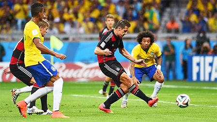 <img hspace=5 src="/img_post/3751/logowc.jpg" align=left border=0>Bán kết 1, Brazil Đức: 1-7<br>
“Vũ điệu Samba” vỡ trận<br>