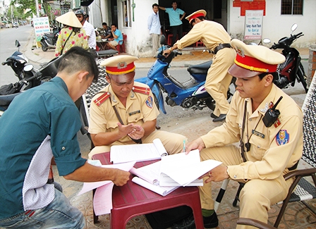 Đảm bảo an toàn giao thông với phương châm 
“phòng ngừa là chính”