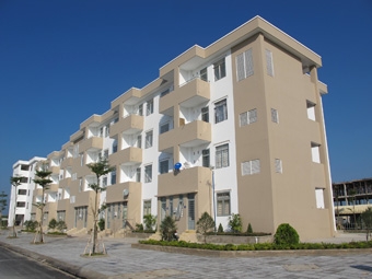 Chuyển hướng kinh doanh 
để kích cầu thị trường