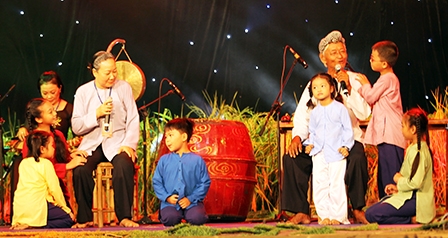 Phải xin mới được tôn vinh!