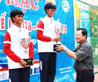 Không ngôi vô địch vẫn “ghi điểm”