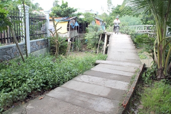 Tín hiệu vui từ xã hội hóa phát triển 
giao thông nông thôn ở Vĩnh Thạnh